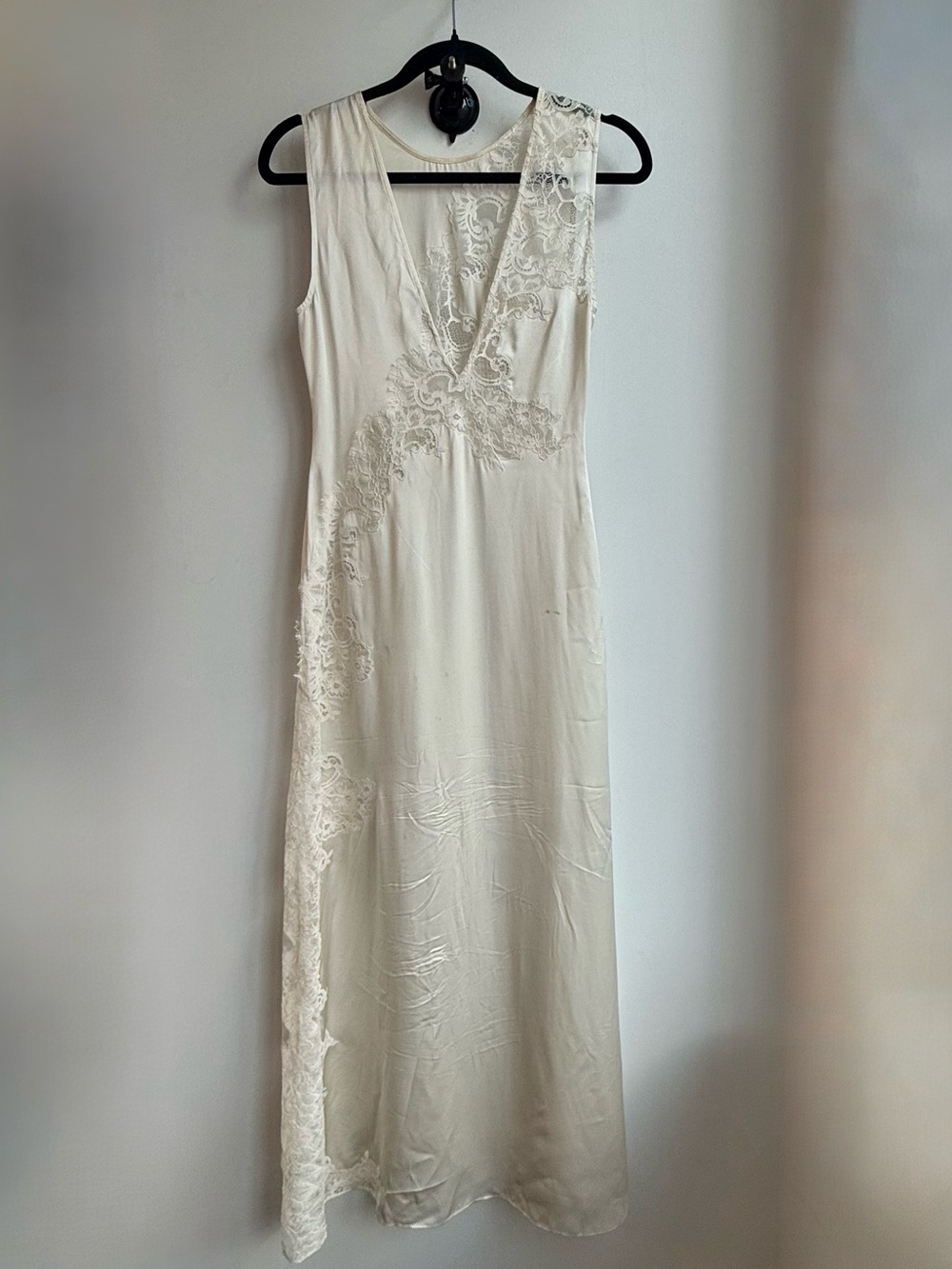 SRG - BRIAR SILK MAXI DRESS. - Picture 11 of 12
